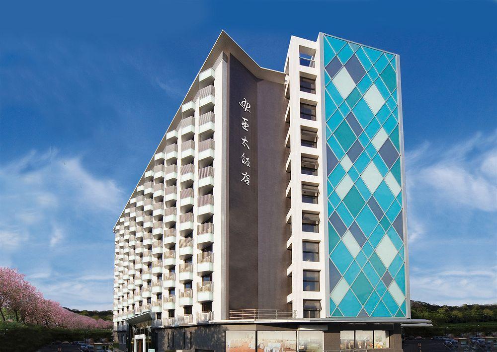 Asia Pacific Hotel Tamsui Exterior photo
