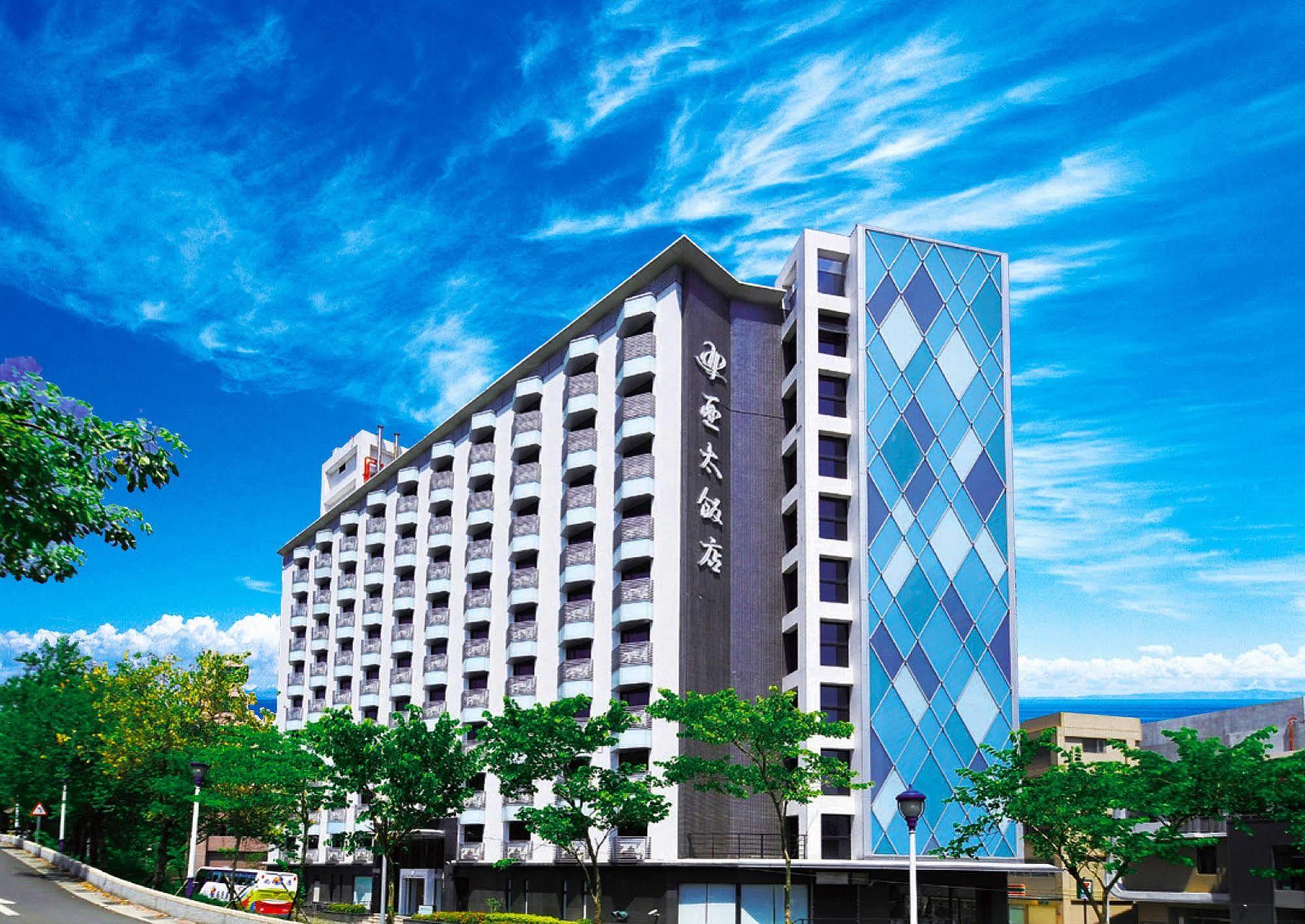 Asia Pacific Hotel Tamsui Exterior photo