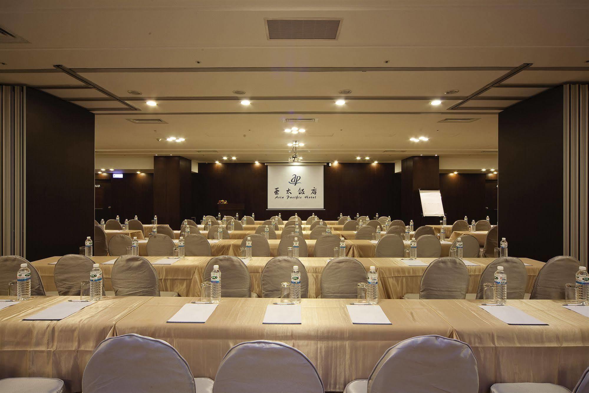 Asia Pacific Hotel Tamsui Exterior photo