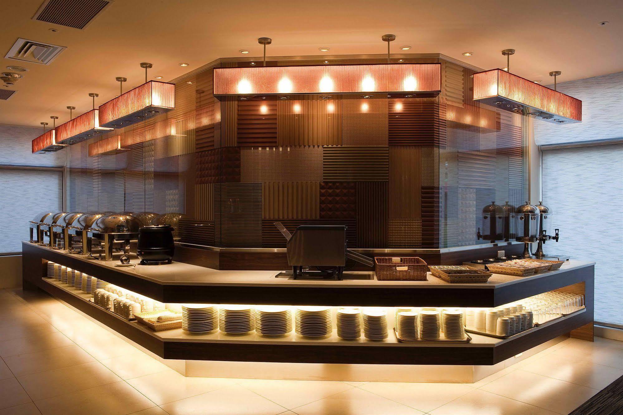 Asia Pacific Hotel Tamsui Exterior photo